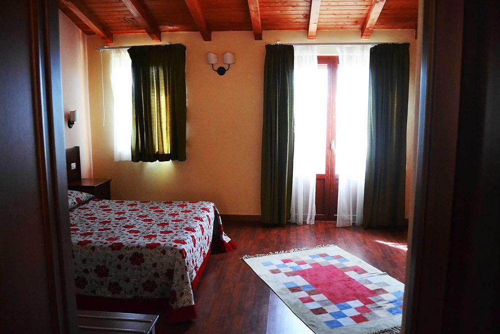 Hostal Torre Di Renda Piazza Armerina Exterior foto
